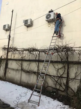 Montaj aer conditionat, gaura hota